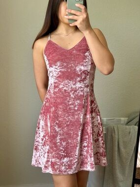 Arizona Jean Company Pink Crushed Velvet Dress